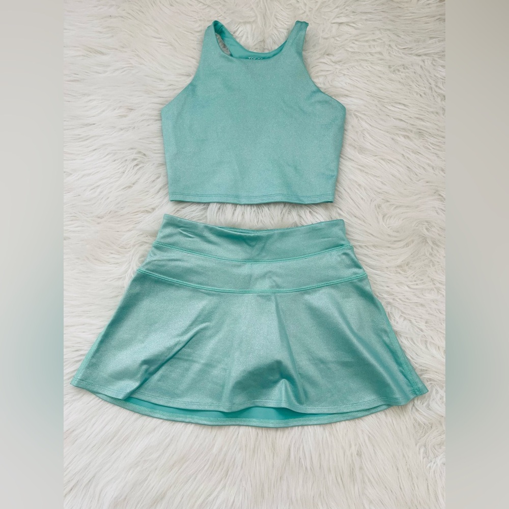 Sports girl Crop Top and Skirt Set